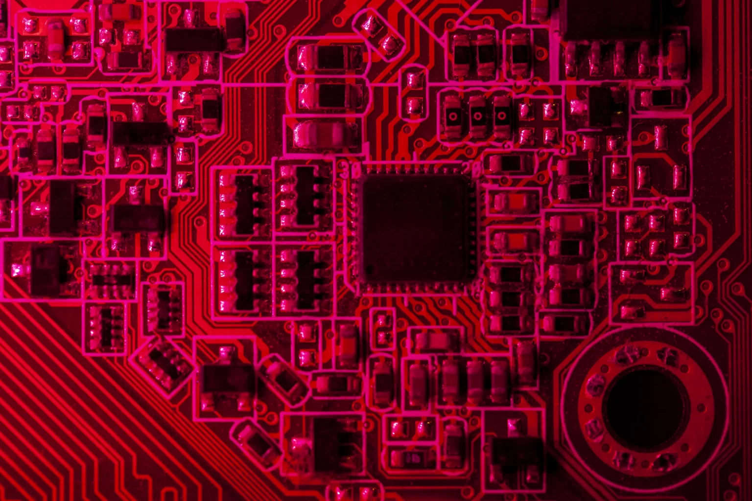 Circuit imprimé et processeur en gros plan
